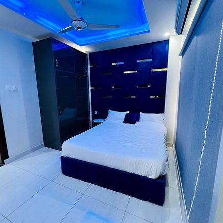 Premier Heights Jhelum Hotell Exteriör bild