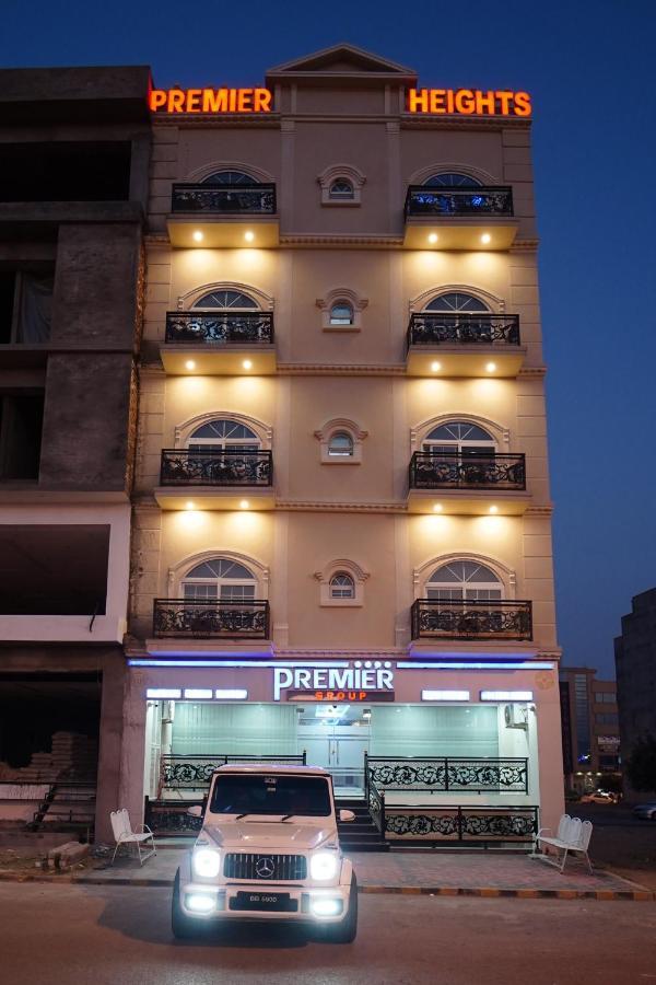 Premier Heights Jhelum Hotell Exteriör bild